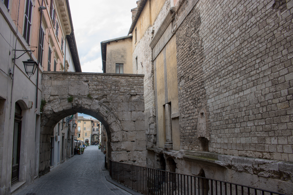 Arco di Druso e Germanico, Spoleto