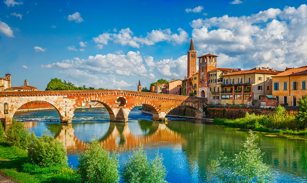 Ponte Pietra, Verona