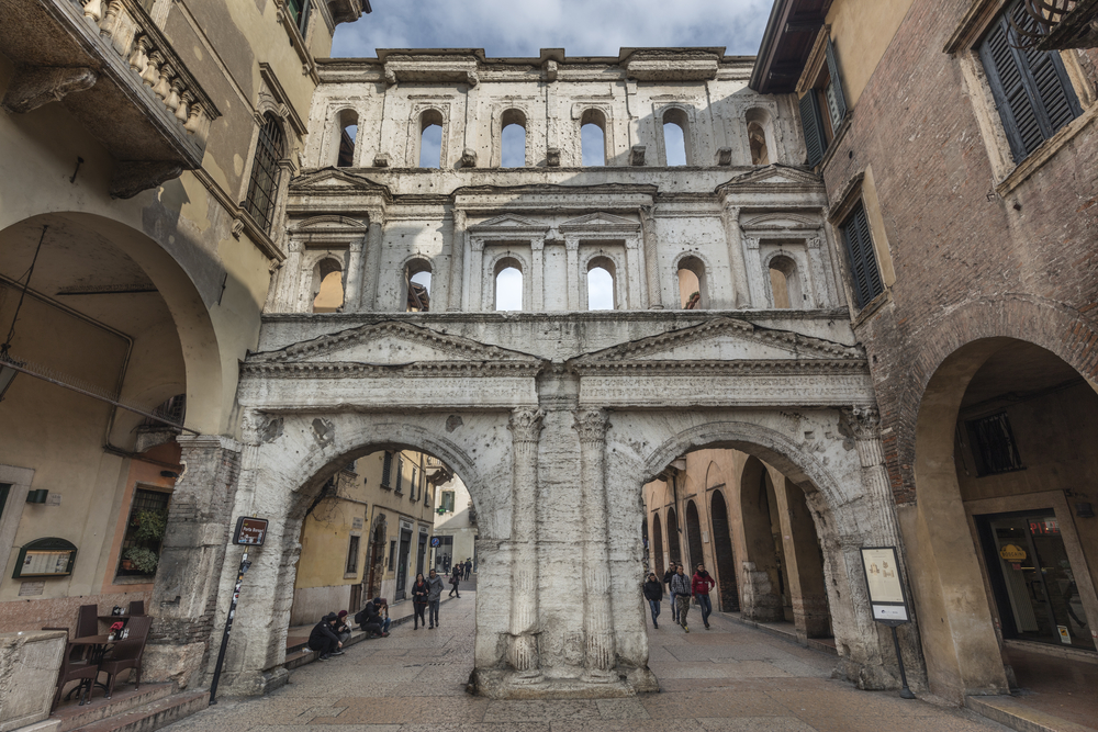 Porta Borsari, Verona