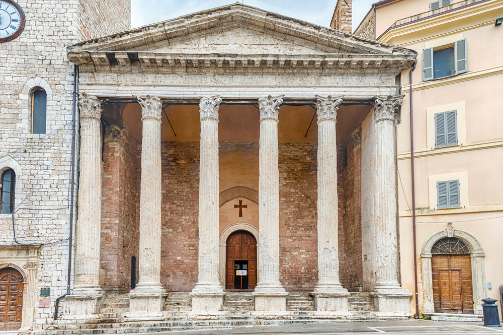 Tempio di Minerva, Assisi