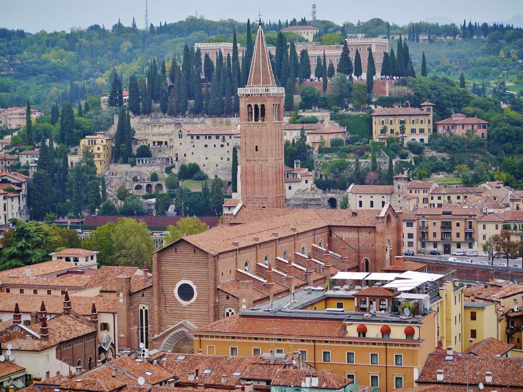 Basilica di St. Anastasia, Verona
