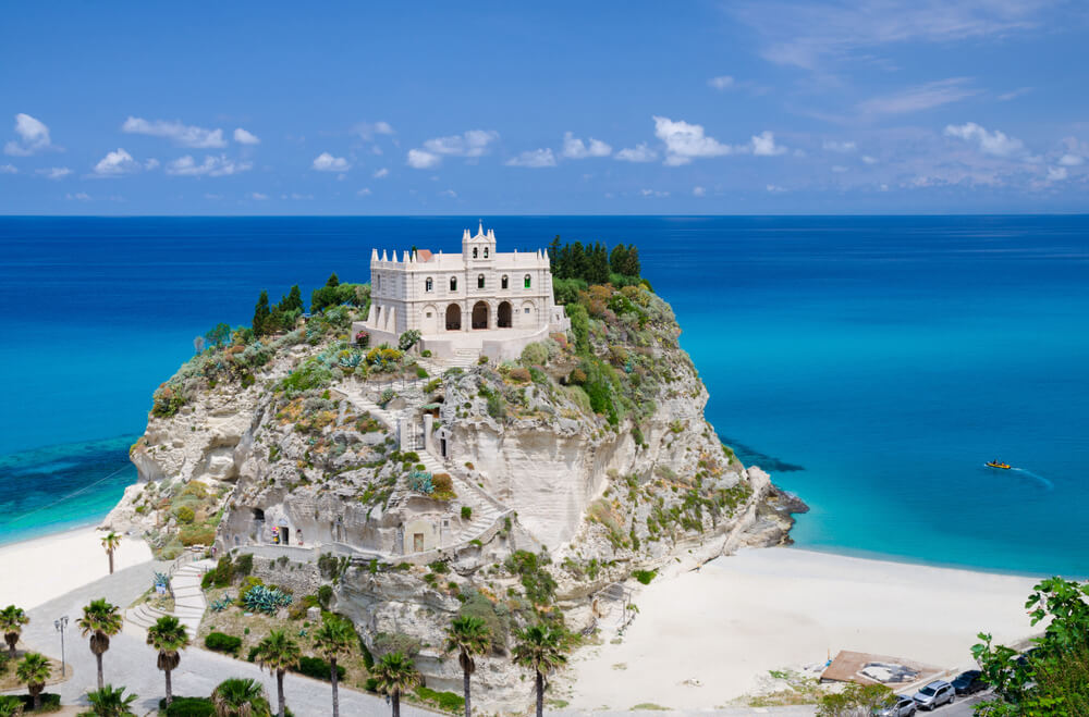 Santuario di Santa Maria dell’Isola, Tropea